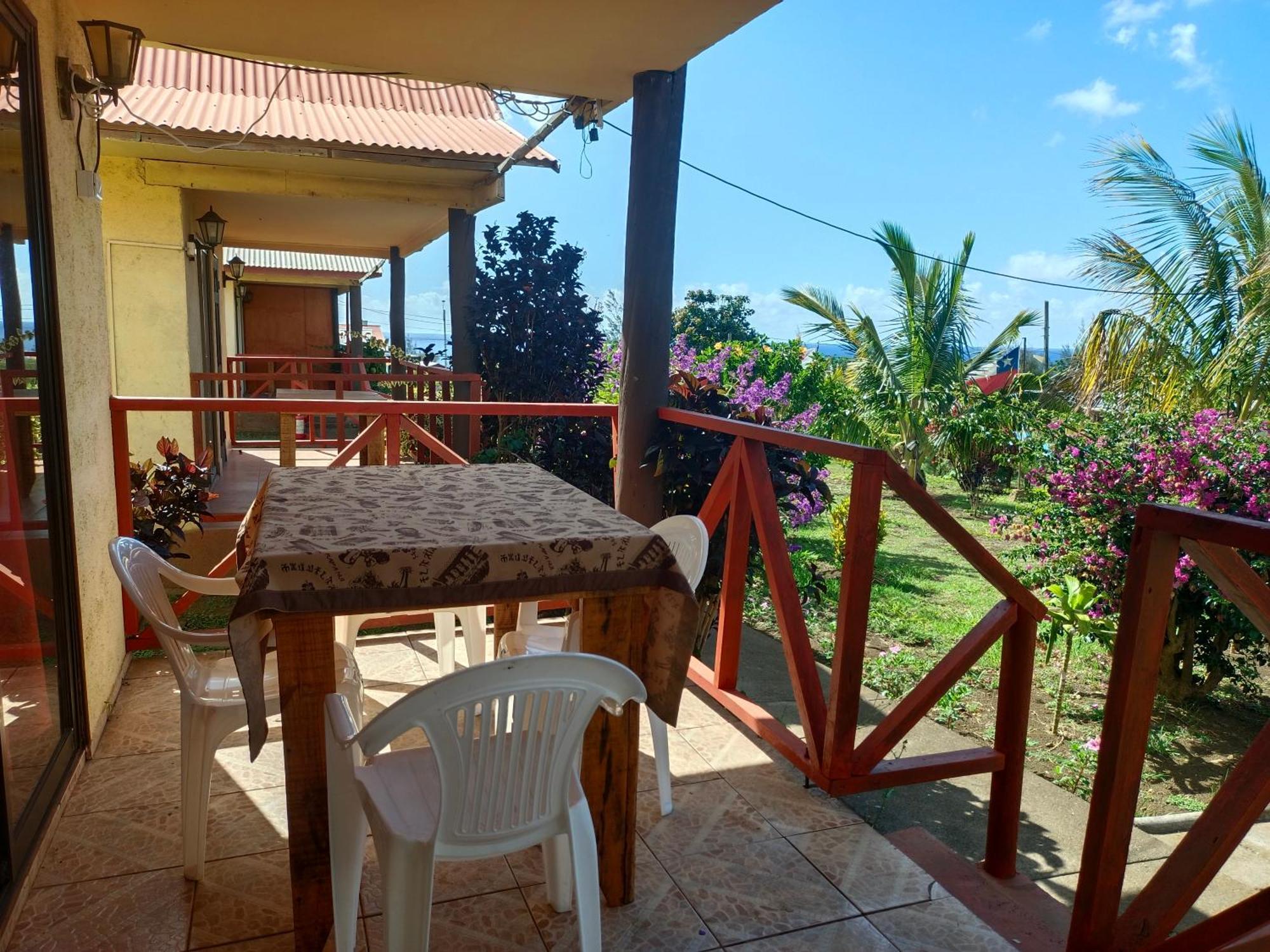 Cabanas Te Pito Kura Hanga Roa Exteriör bild